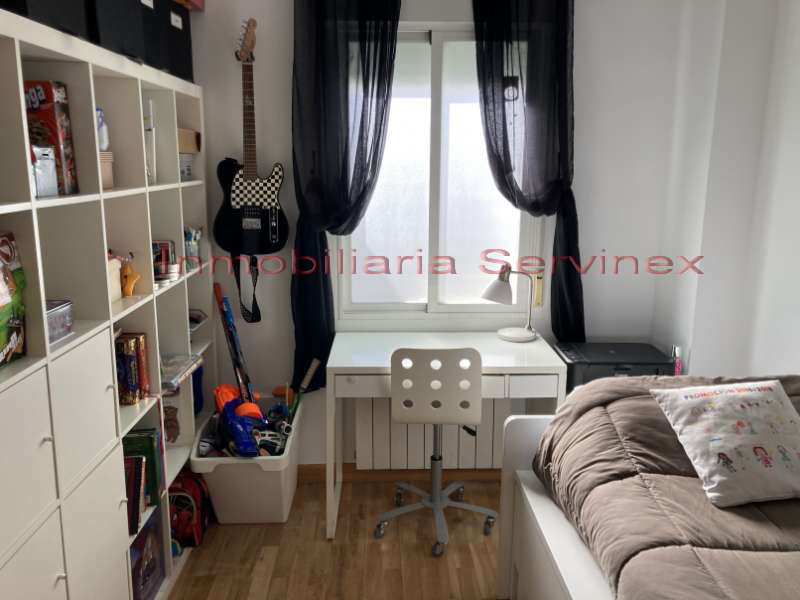 PRECIOSO PISO CON GARAJE PARA 2 COCHES EN INMEJORABLE SITUACIÓN