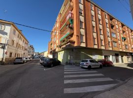 AMPLIO PISO , ZONA DE LAS MINAS