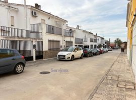 CHALET ADOSADO EN BELVÍS DE MONROY