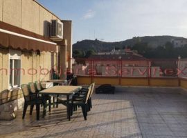 ÁTICO DE 100 M2 CON TERRAZA AMPLIA DE 80 M2, ZONA PLAZA COMILLAS