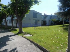 VIVIENDA EN EL POBLADO CNA CON JARDIN Y PISCINA