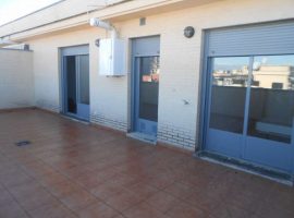 ÁTICO AVDA DE LAS ANGUSTIAS CON GARAJE Y TRASTERO