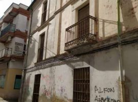 CASA EN EL CENTRO DE NAVALMORAL, ZONA PLAZA DE ESPAÑA