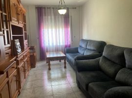 PISO CON AMPLIO PATIO